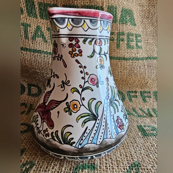 Beraroos Portugal Pitcher Handpainted - Picture 2 of 7